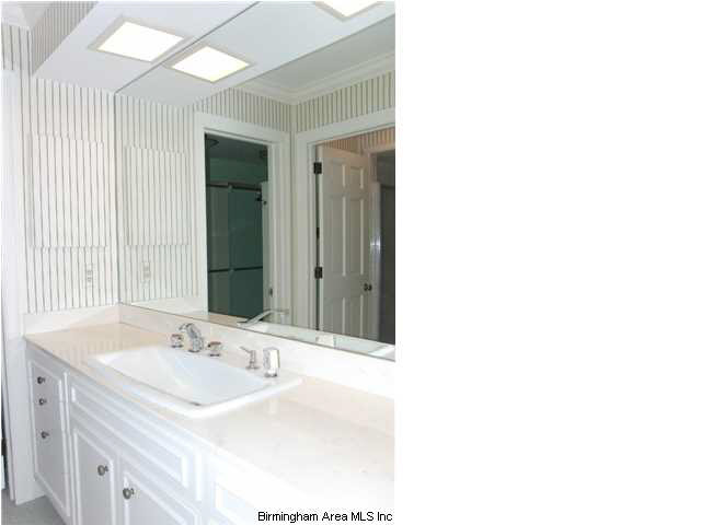 2716 Southwood Road Birmingham, AL 35223 - Photo 10 of 30