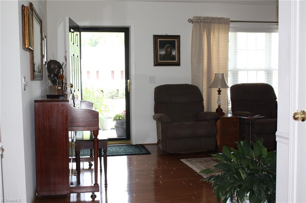 6937 Channel Forest Road Belews Creek, NC 27009 - Photo 4 of 30 Gallery Image 4