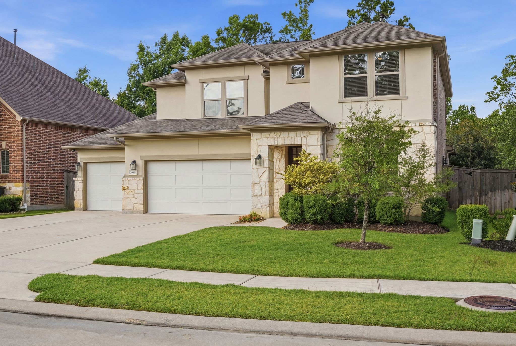 7919 Augusta Creek Court Spring, TX 77389 - Photo 2 of 32