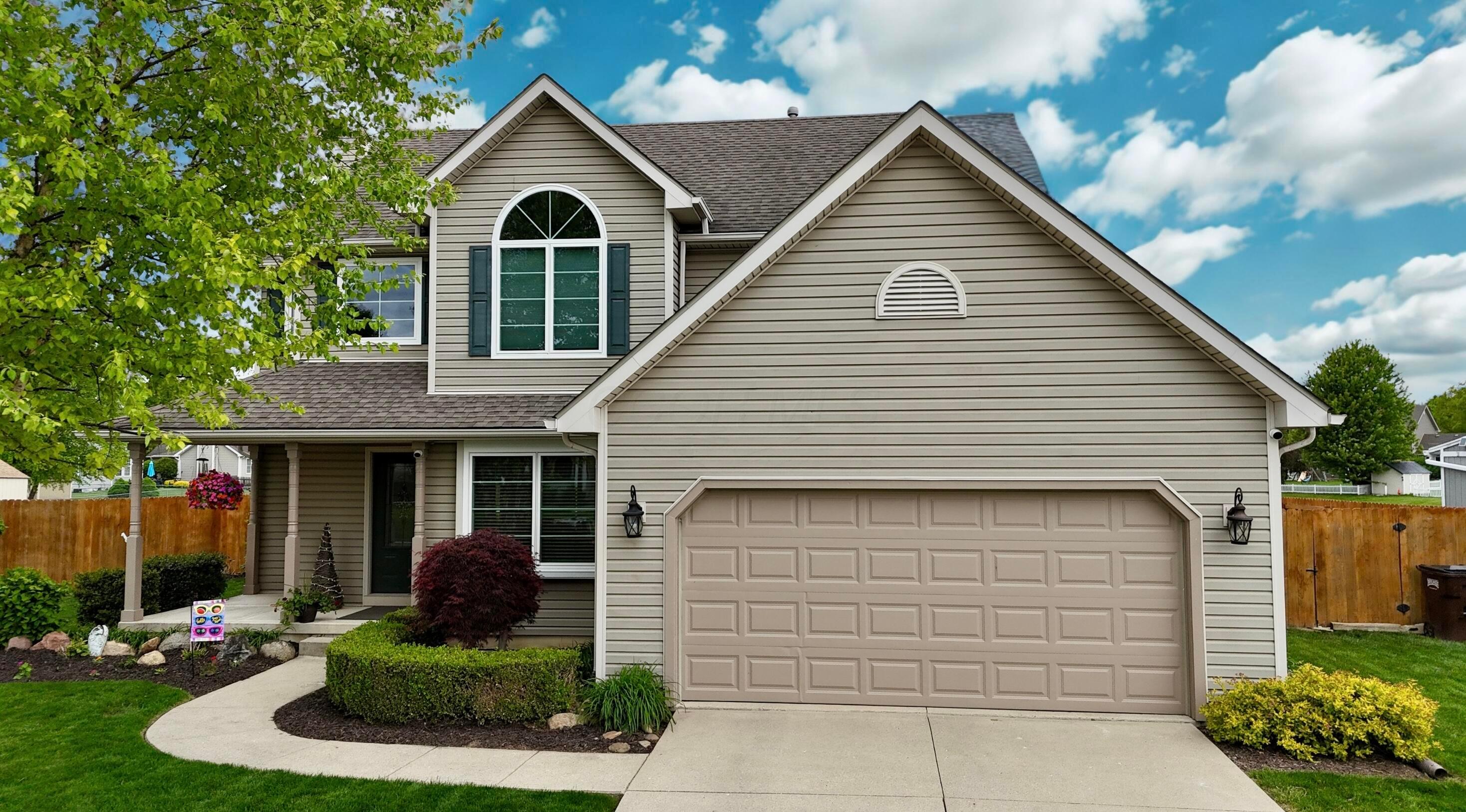5831 West Ridgewood Road Springfield, OH 45502 - Photo 1 of 86 Front