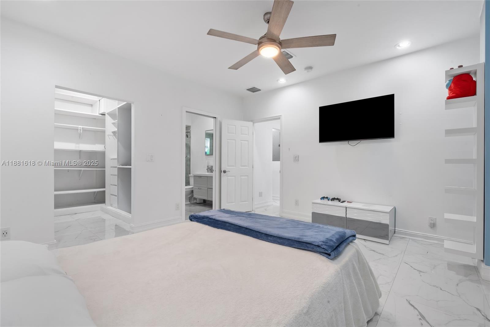 1850 Northwest 92nd Street, Unit C Miami, FL 33147 - Photo 14 of 26