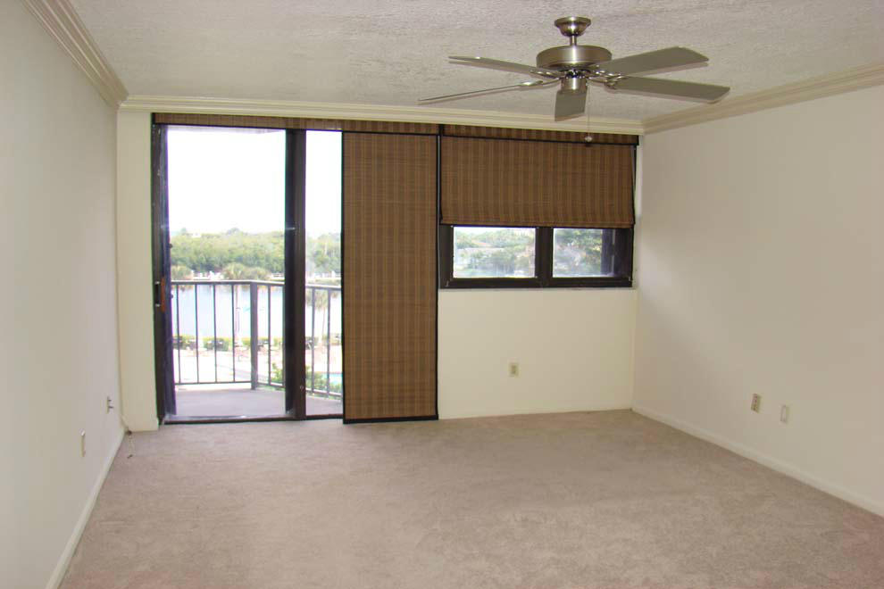 859 Jeffery Street, Unit 514 Boca Raton, FL 33487 - Photo 12 of 12 12_master bedroom