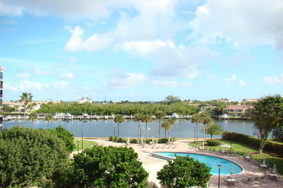 859 Jeffery Street, Unit 514 Boca Raton, FL 33487 - Photo 3 of 12 03_view