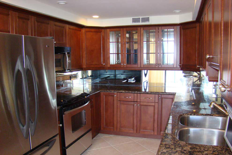 859 Jeffery Street, Unit 514 Boca Raton, FL 33487 - Photo 4 of 12 04_kitchen