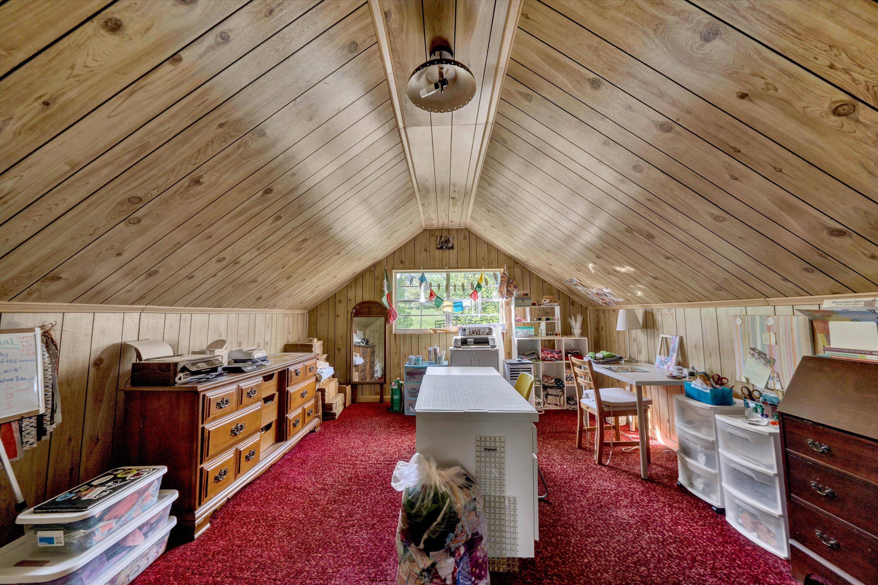 2682 Springwood Road Fincastle, VA 24090 - Photo 24 of 34 24-DSC00379