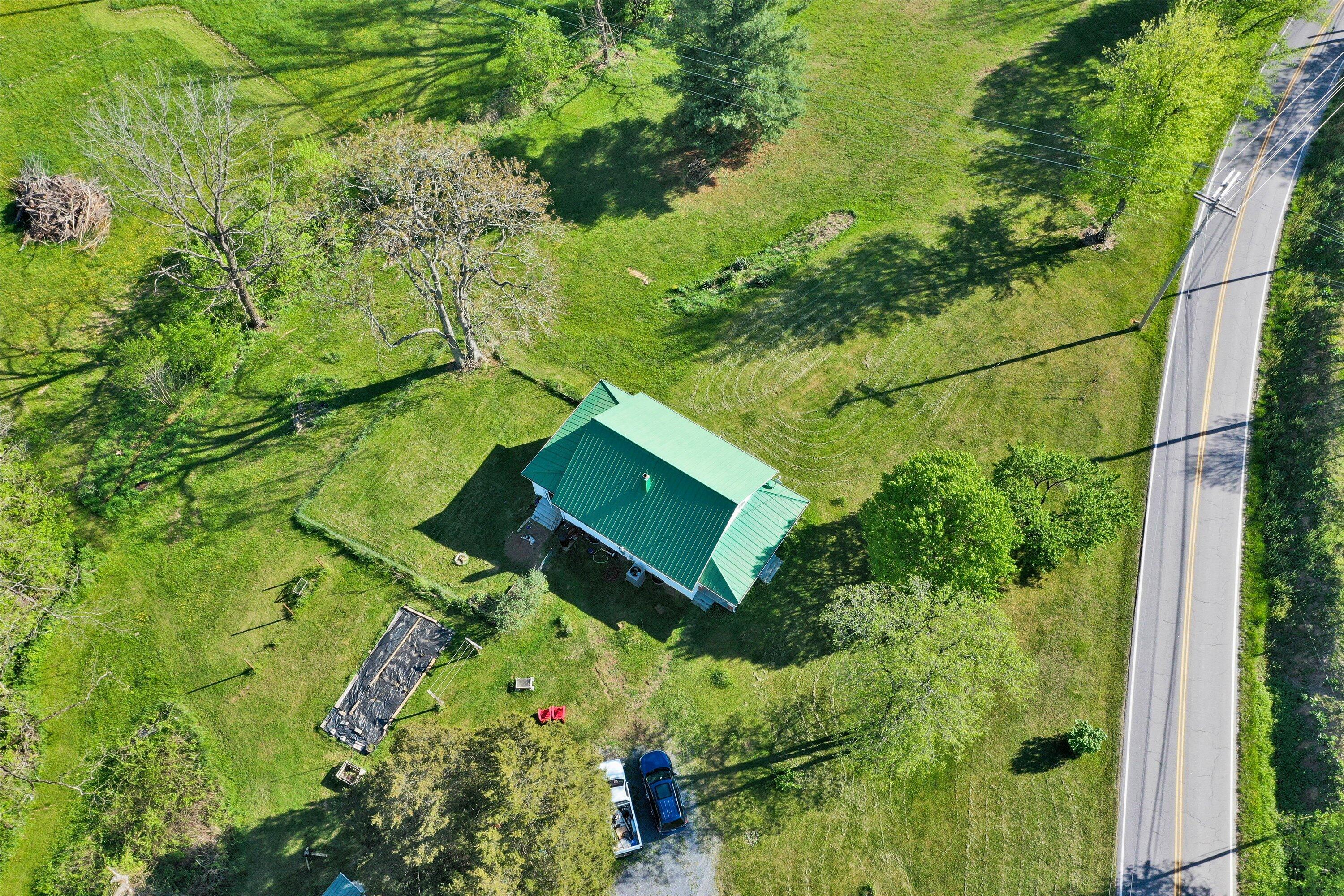 2682 Springwood Road Fincastle, VA 24090 - Photo 32 of 34 33-DJI_0139