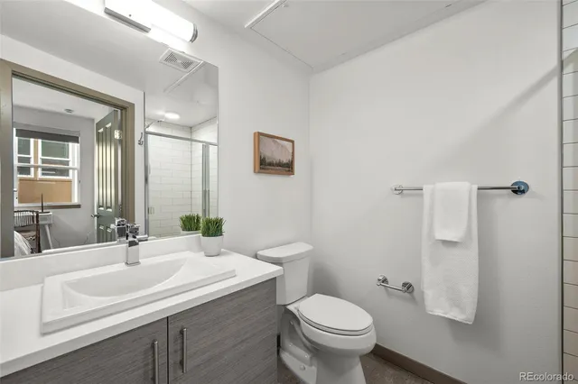 $660,000 | 2200 Tremont Place, Unit 5, Denver, CO 80205