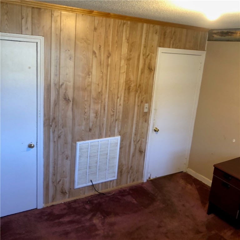 1129 Travis Road Anderson, SC 29626 - Photo 6 of 34