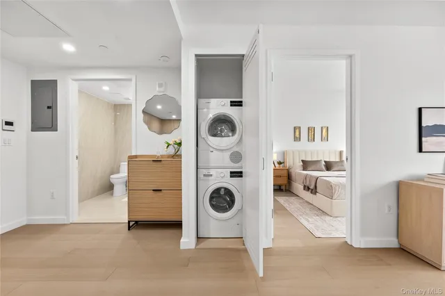 a view of living room washer and dryer