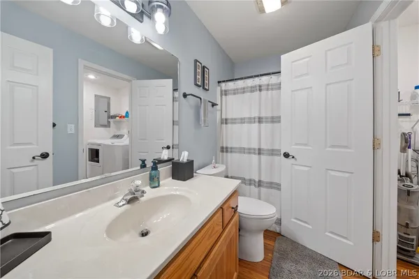 $260,000 | 86 Aqua Finn Drive, Unit 4A, Lake Ozark, MO 65049