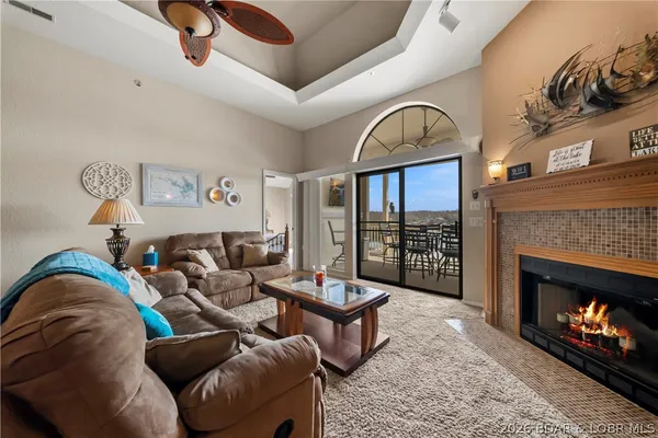$260,000 | 86 Aqua Finn Drive, Unit 4A, Lake Ozark, MO 65049