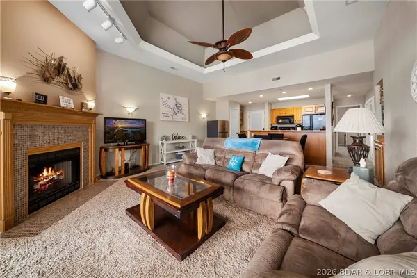 $260,000 | 86 Aqua Finn Drive, Unit 4A, Lake Ozark, MO 65049