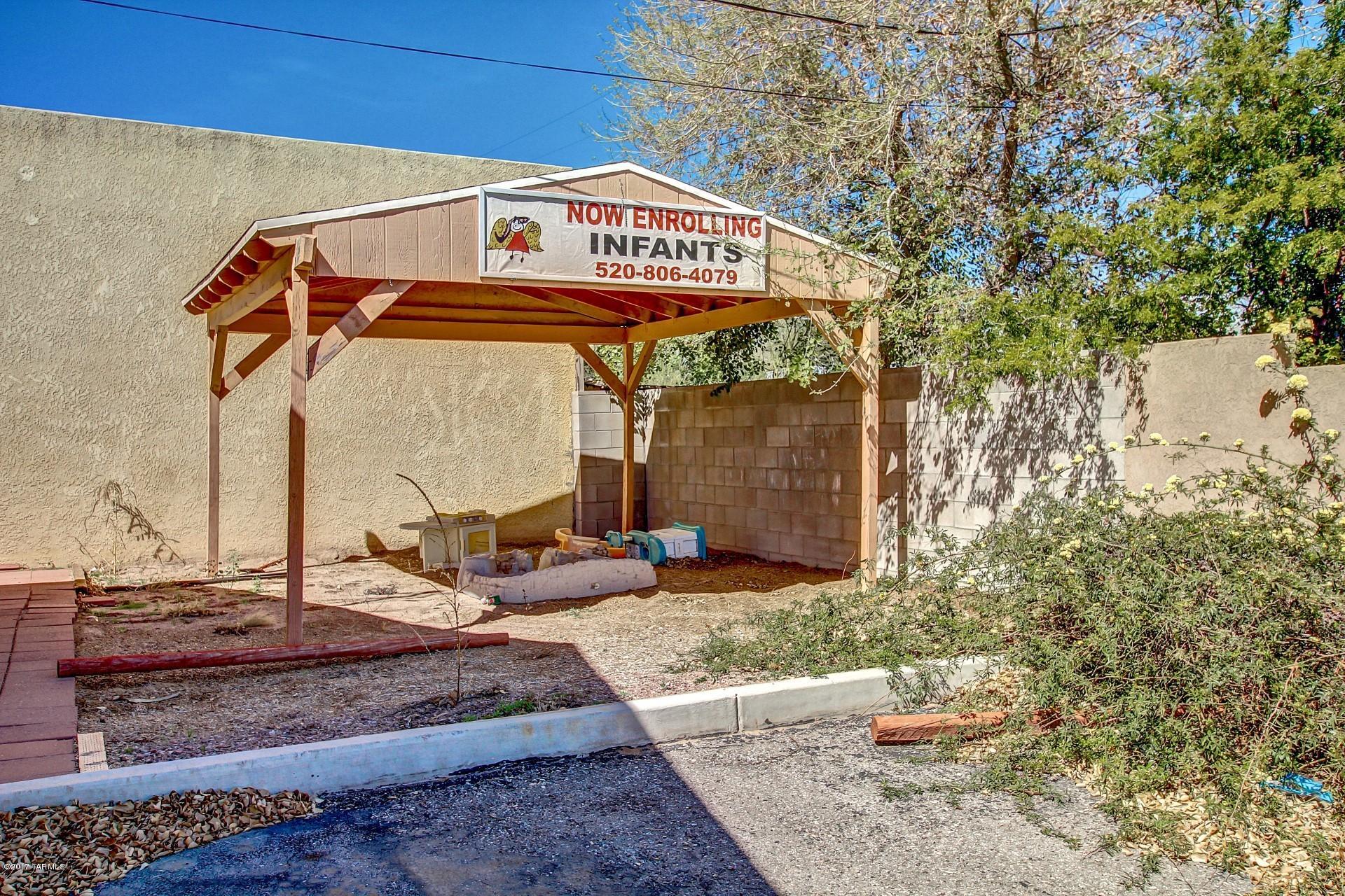 2802 West Alvaro Road Tucson, AZ 85746 - Photo 21 of 23 Gallery Image 21