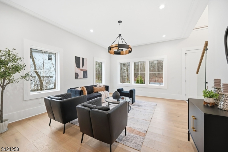 470 White Oak Ridge Road Short Hills, NJ 07078 - Photo 12 of 34 Gallery Image 12