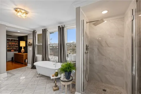 $650,000 | 3520 Locust Street, Kansas City, MO 64109