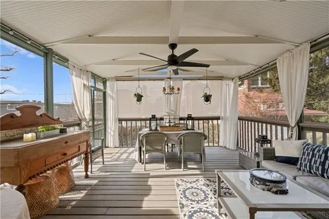 $650,000 | 3520 Locust Street, Kansas City, MO 64109