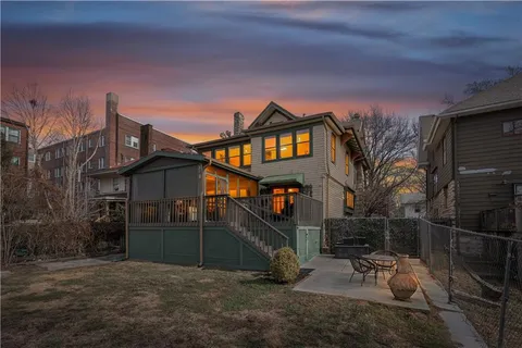 $650,000 | 3520 Locust Street, Kansas City, MO 64109