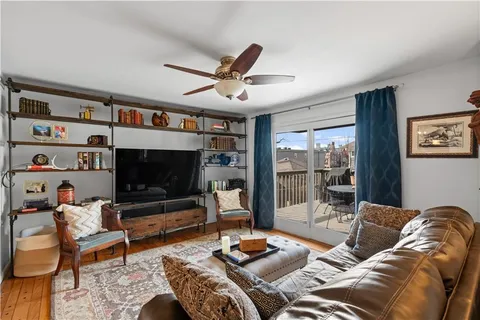 $650,000 | 3520 Locust Street, Kansas City, MO 64109