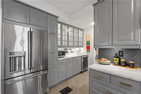 $650,000 | 3520 Locust Street, Kansas City, MO 64109