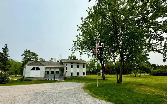 $266,000 | 57058 350th Street, Warroad, MN 56763