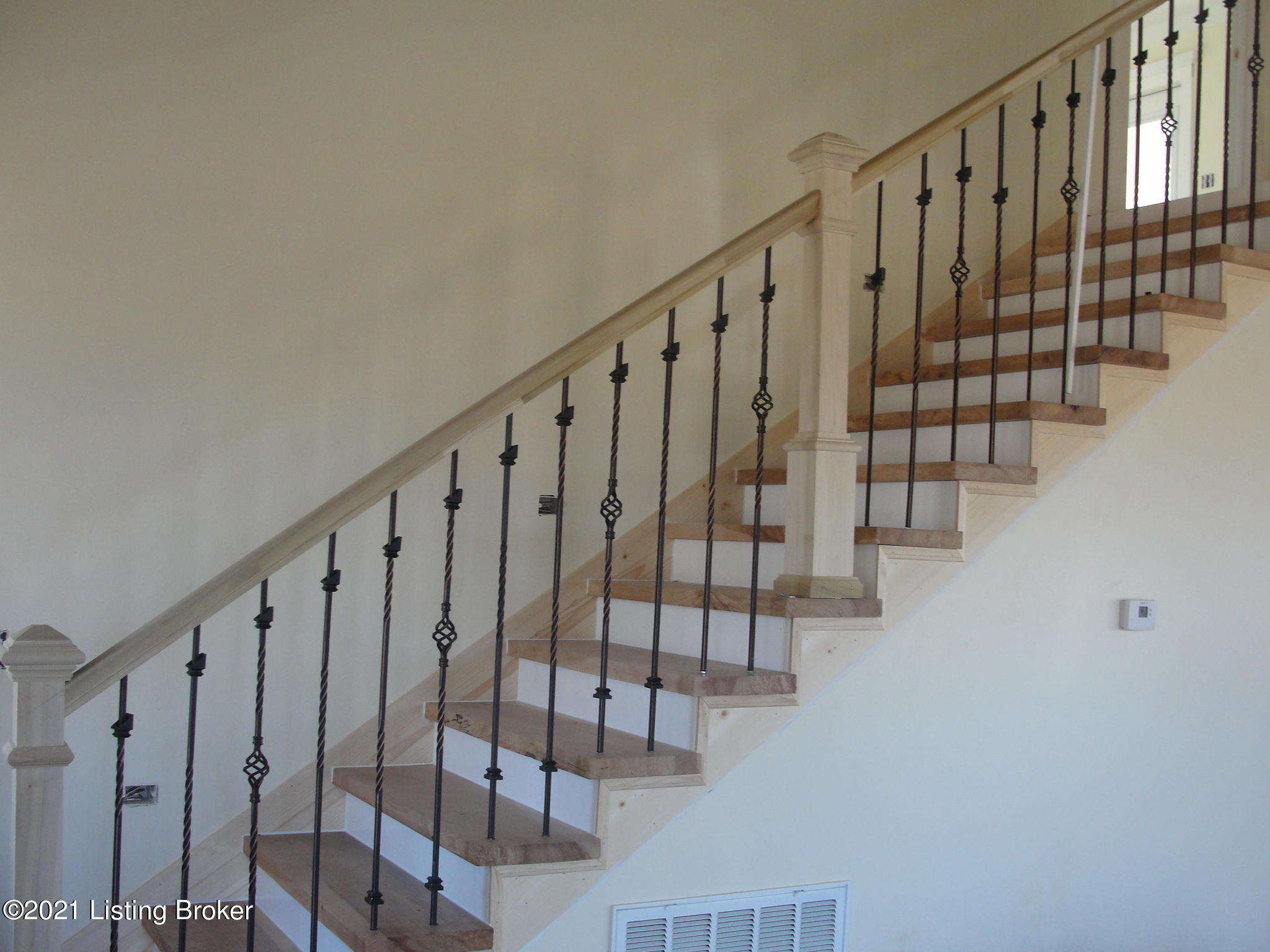 133 Napoleon Court Falls Of Rough, KY 40119 - Photo 18 of 61 2021-02-25 15.28.58