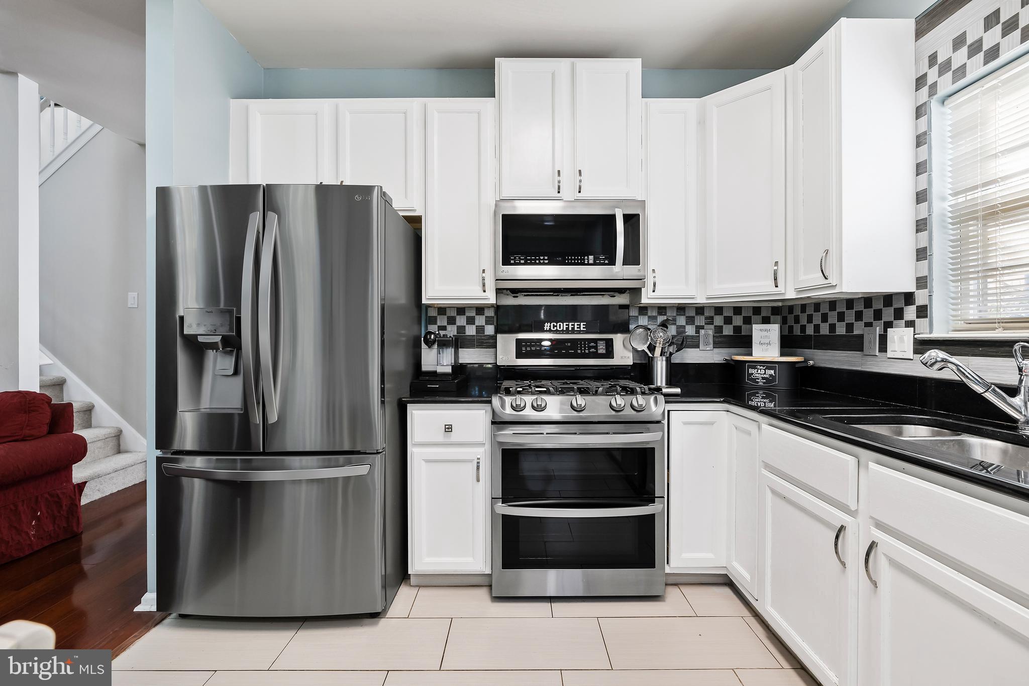 43 Versailles Boulevard Cherry Hill, NJ 08003 - Photo 16 of 32