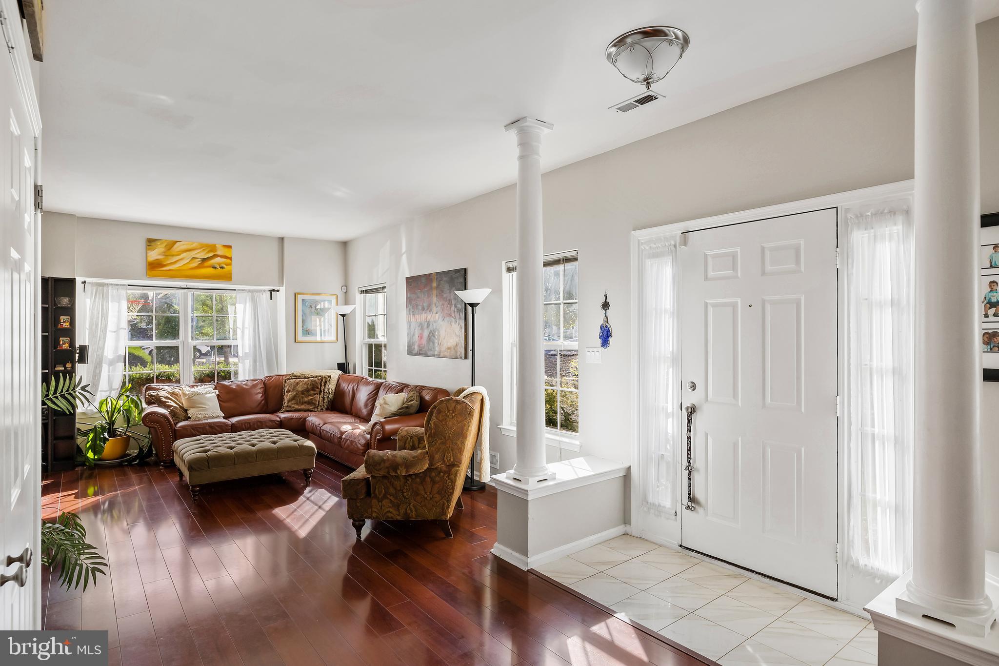 43 Versailles Boulevard Cherry Hill, NJ 08003 - Photo 4 of 32