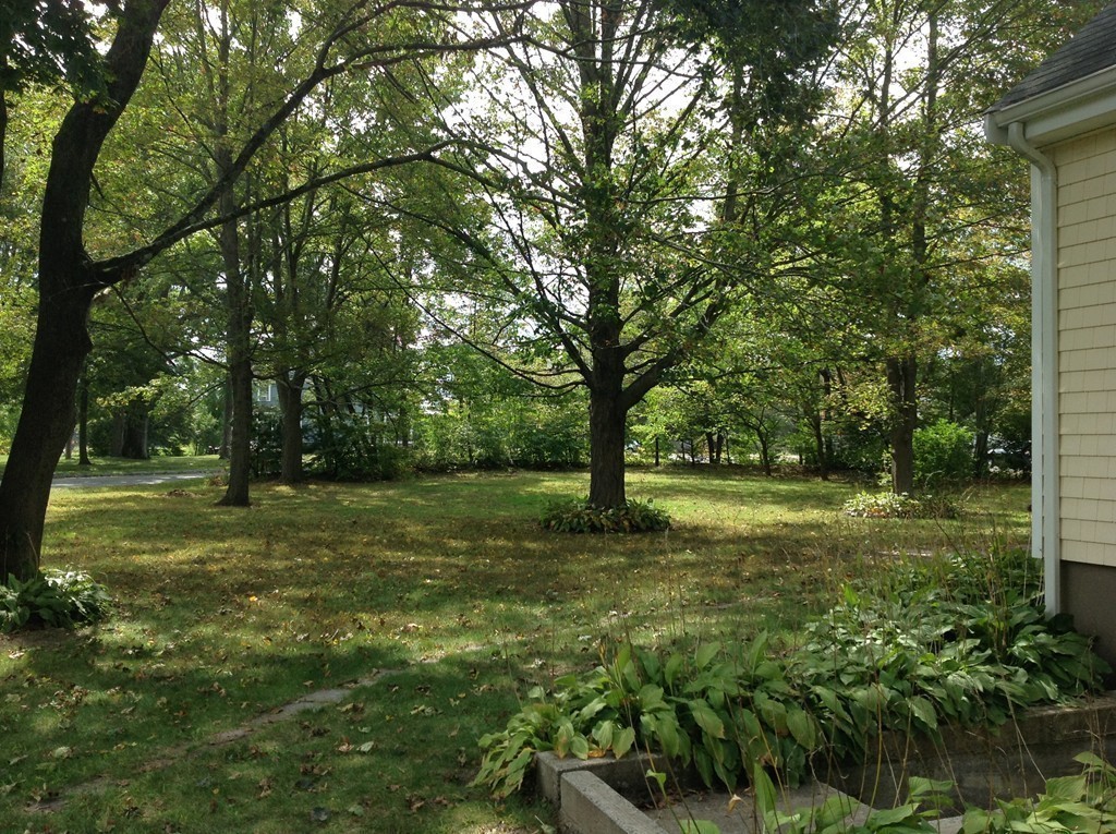 282 Old Bedford Road Concord, MA 01742 - Photo 17 of 18 Gallery Image 17