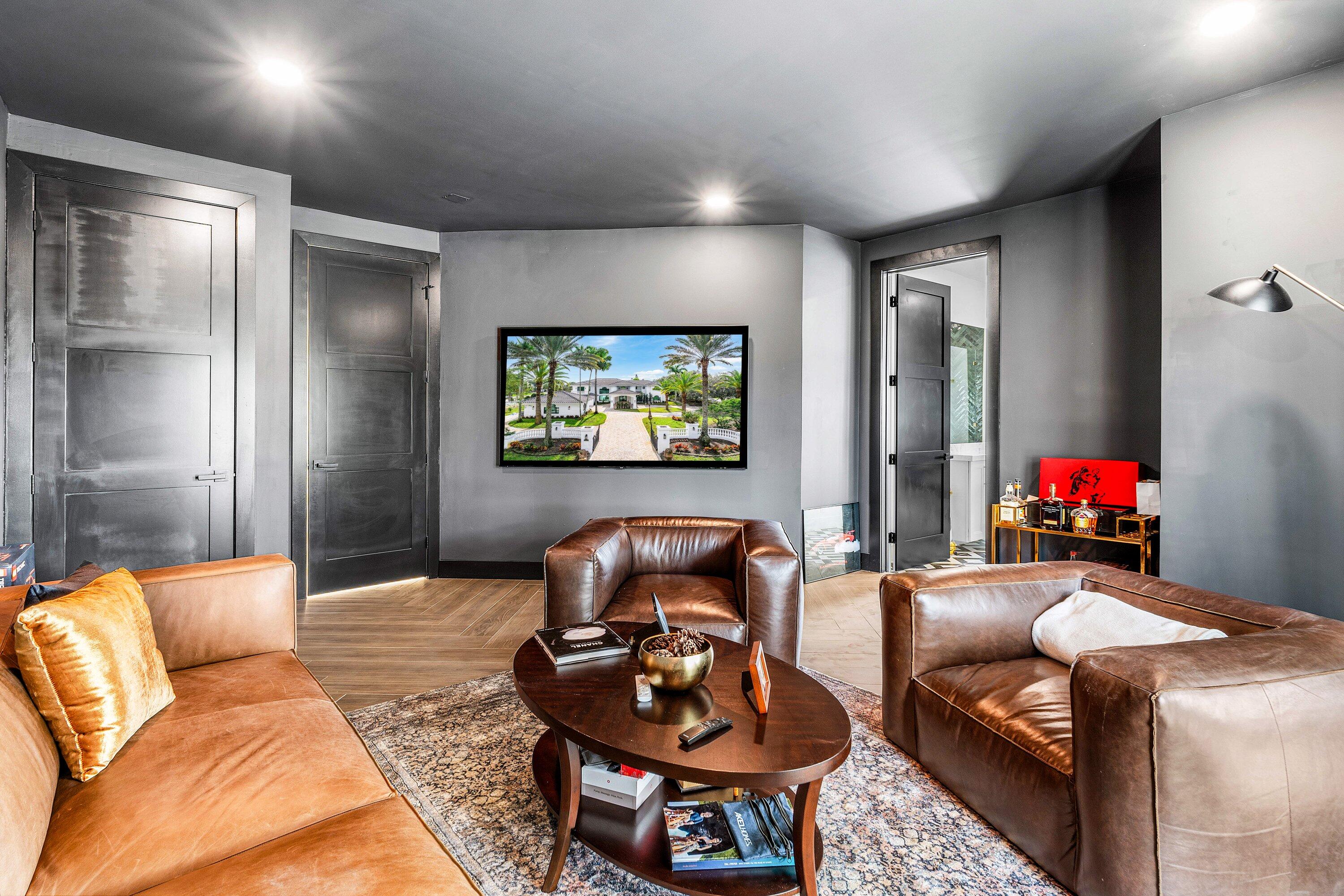17600 Fieldbrook Circle East Boca Raton, FL 33496 - Photo 22 of 59 Lounge Suite