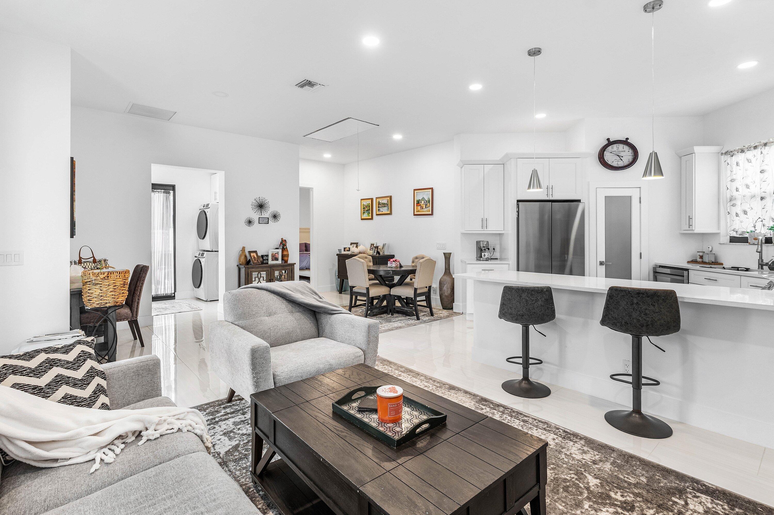 17600 Fieldbrook Circle East Boca Raton, FL 33496 - Photo 37 of 59 Guest House - Living Room
