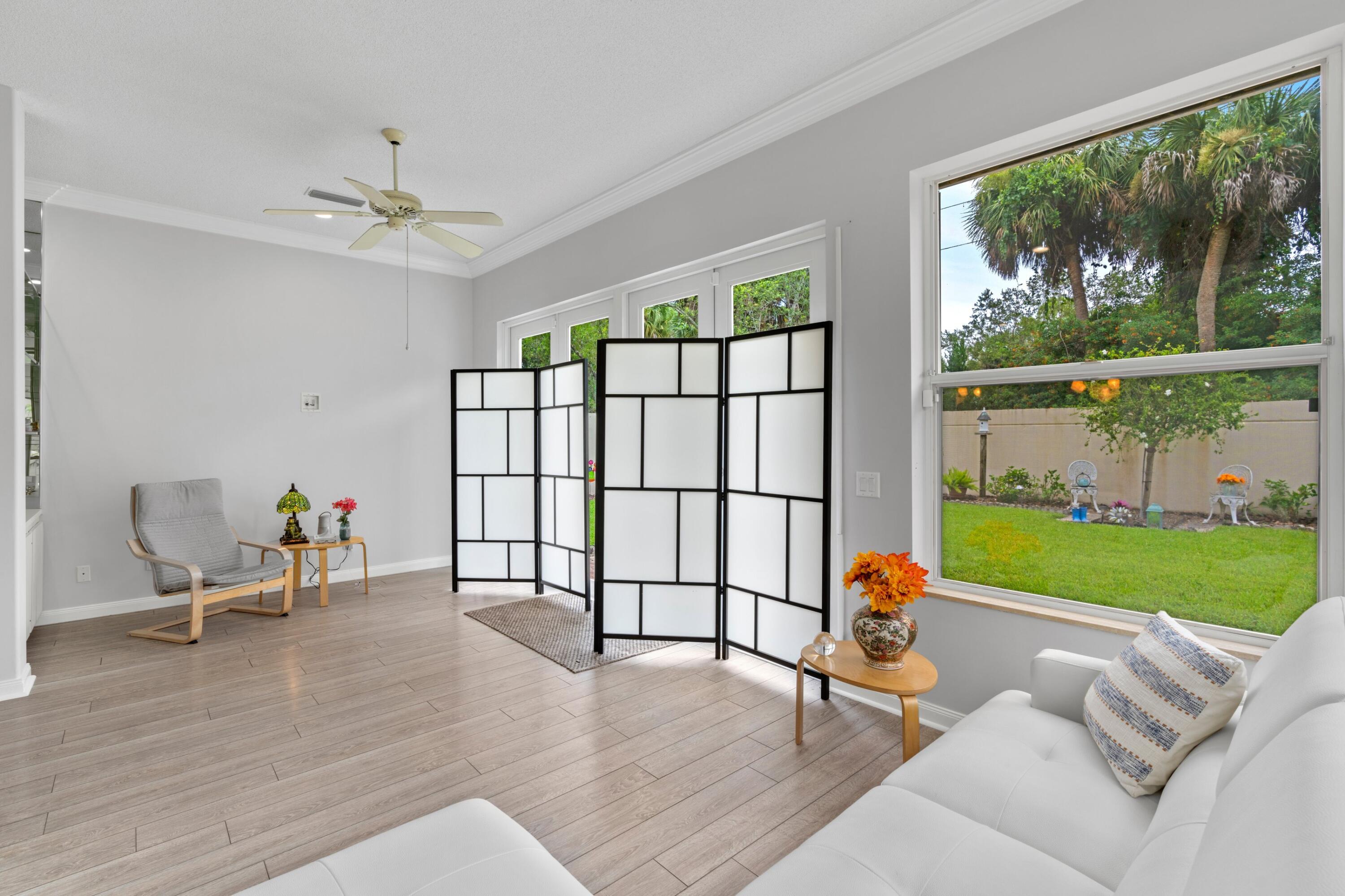 154 East Hampton Way Jupiter, FL 33458 - Photo 14 of 40 TV ROOM/DEN