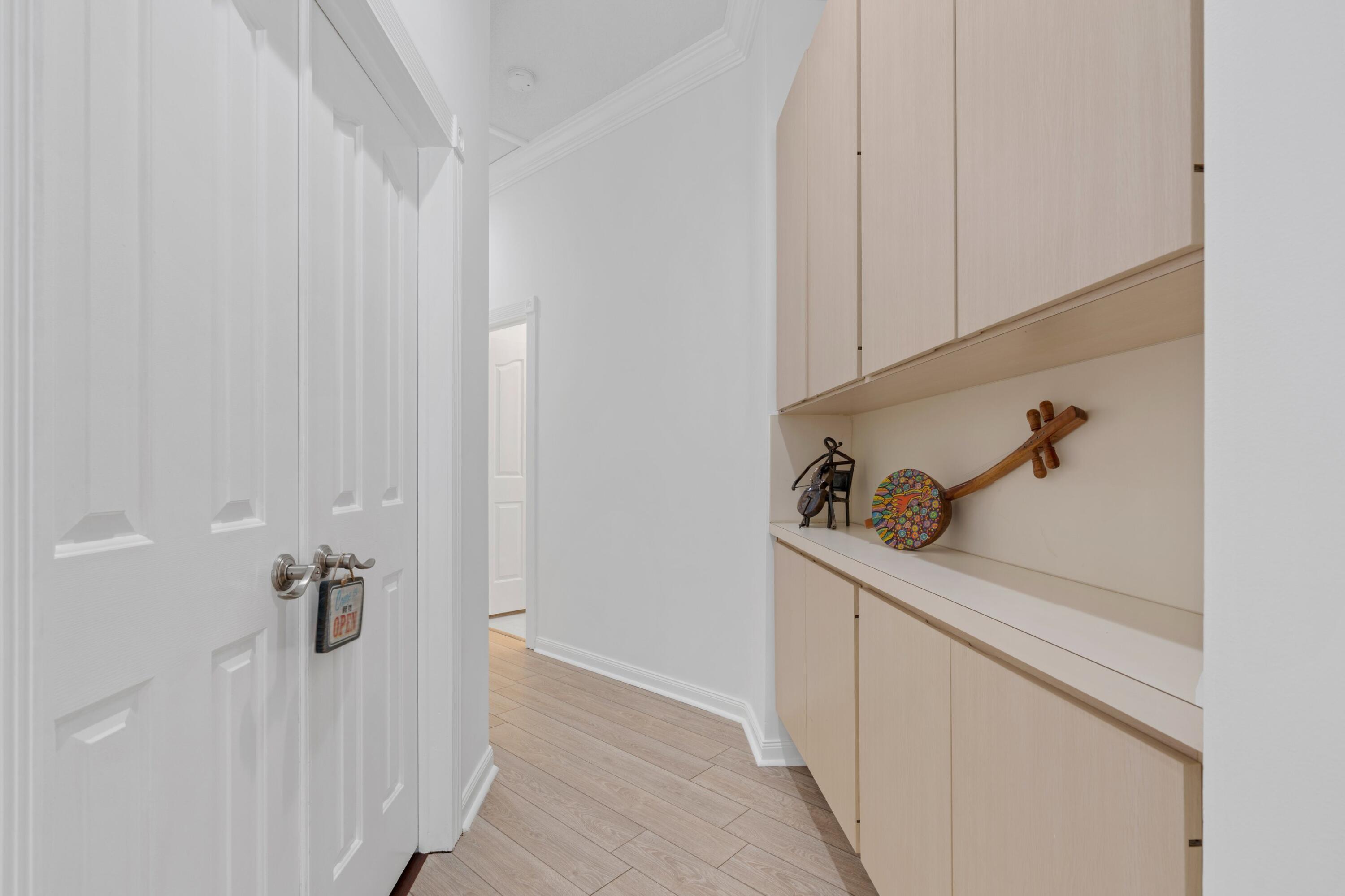 154 East Hampton Way Jupiter, FL 33458 - Photo 21 of 40 PLENTY OF CABINET SPACE