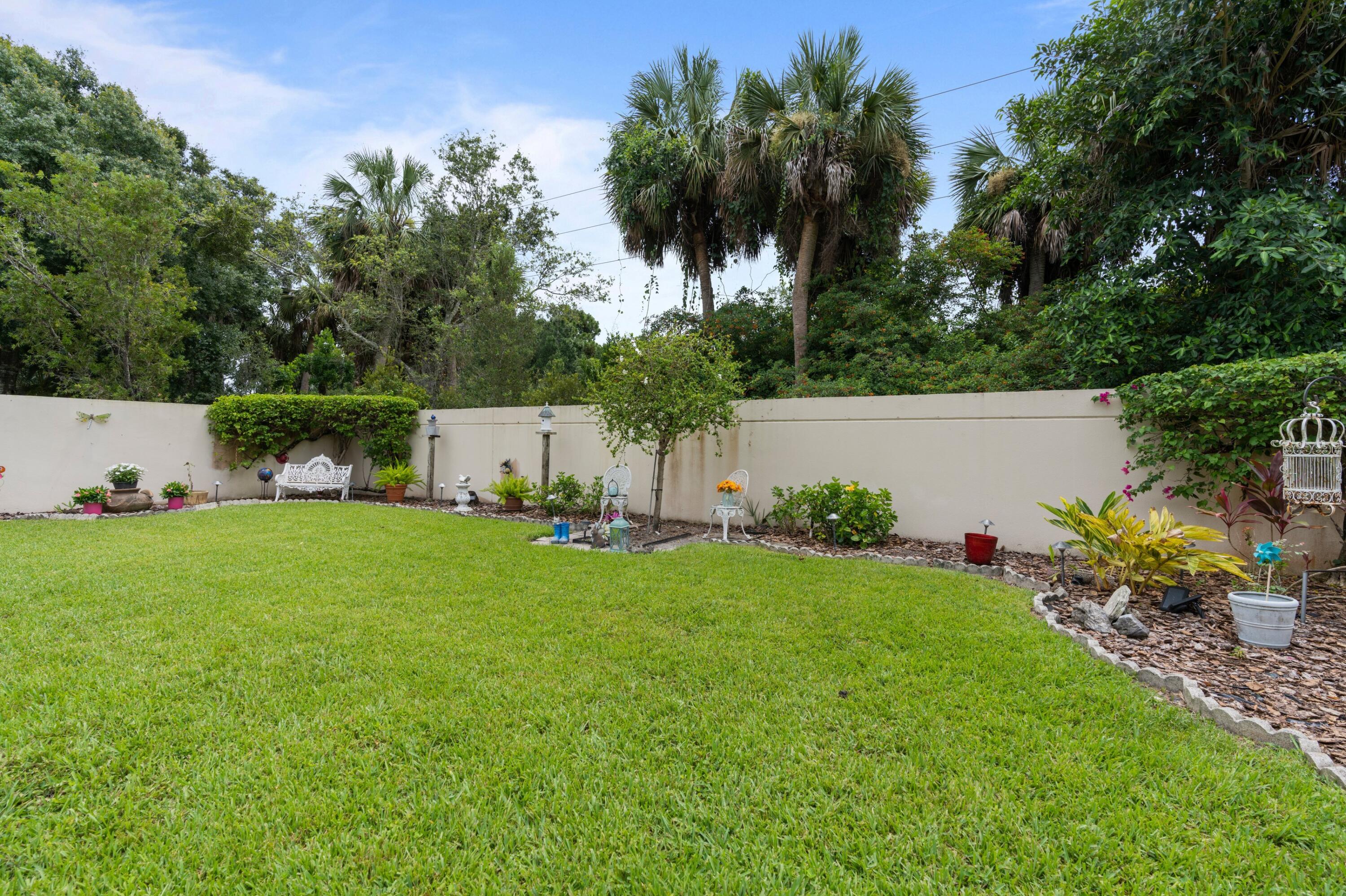 154 East Hampton Way Jupiter, FL 33458 - Photo 33 of 40 ROOM FOR A POOL