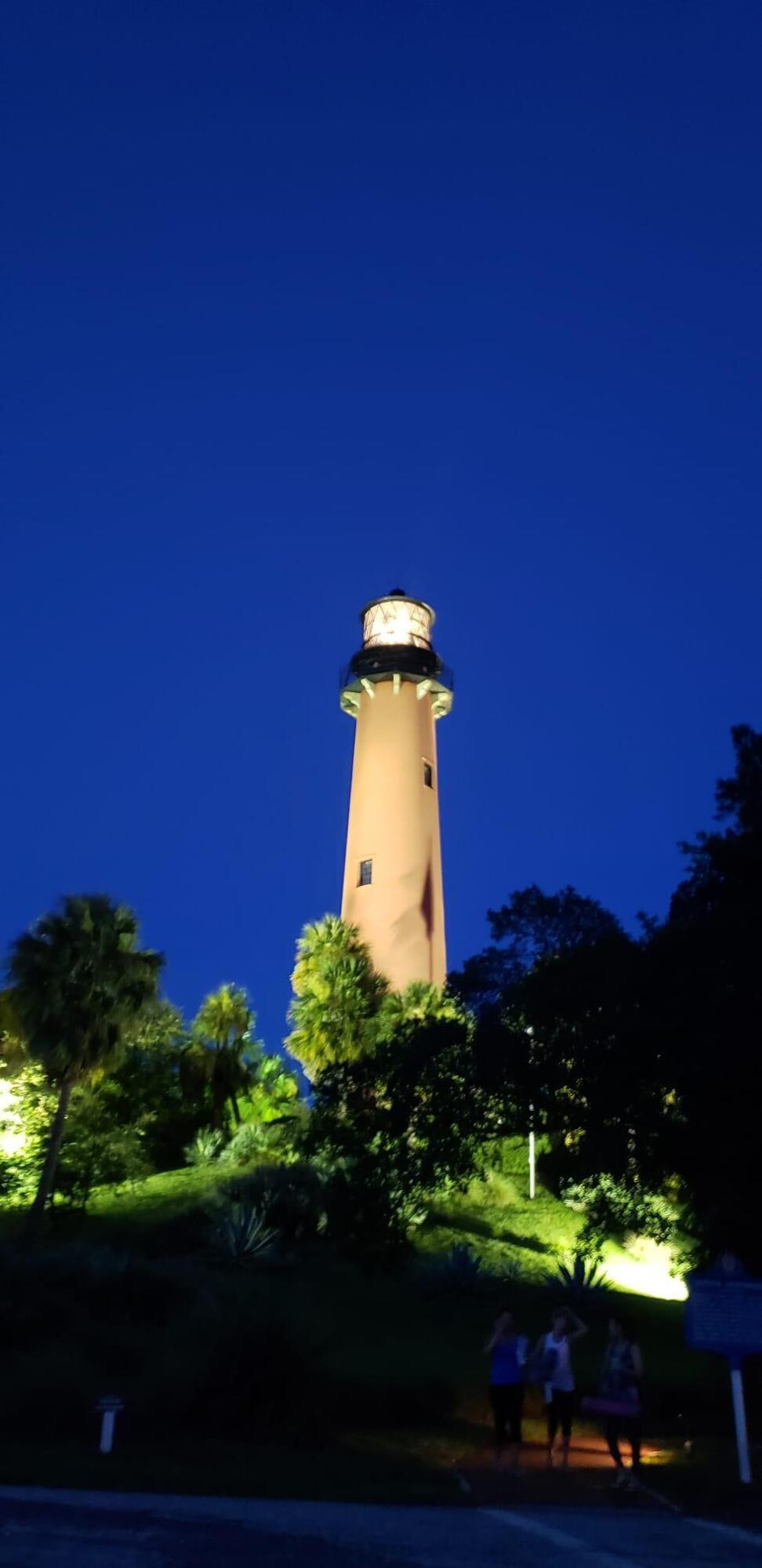 154 East Hampton Way Jupiter, FL 33458 - Photo 39 of 40 lighthouse