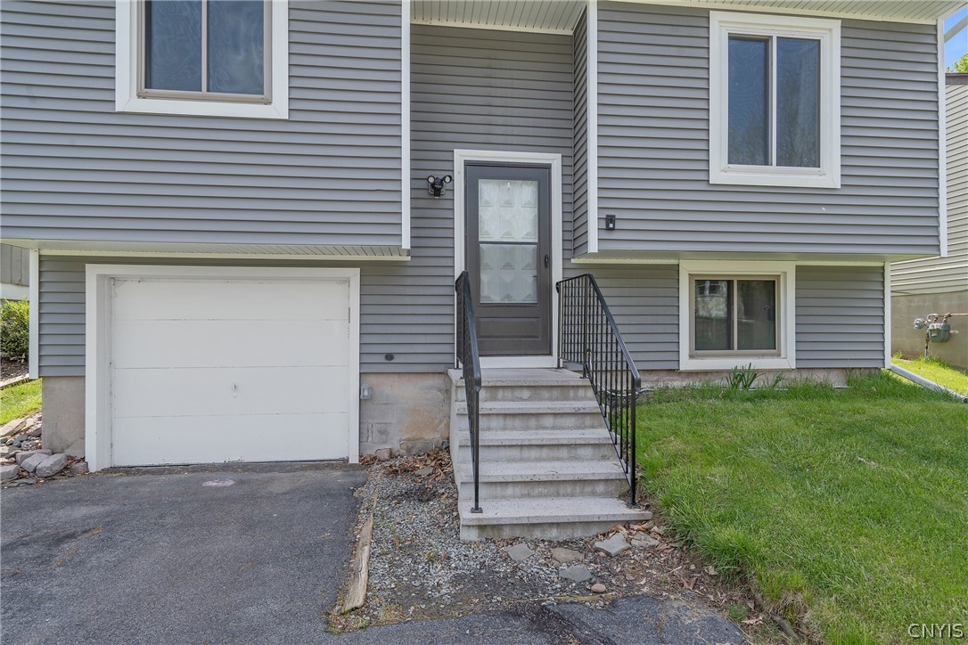 4187 Burningtree Road Clay, NY 13090 - Photo 2 of 30