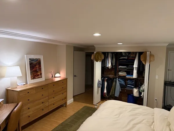 $3,300 | 108 Gainsborough Street, Unit 102W, Boston, MA 02115