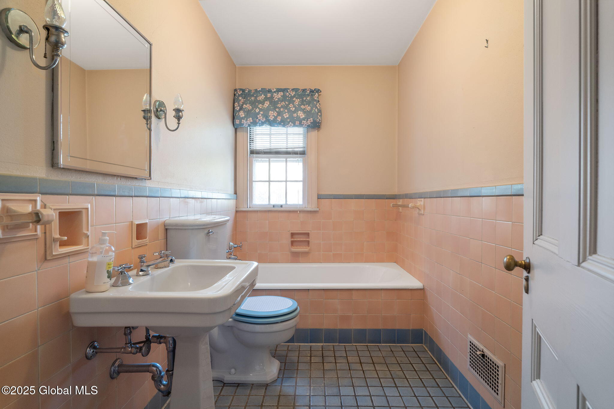 2125 Rosendale Road Niskayuna, NY 12309 - Photo 71 of 97 72-2125RosendaleRd_72