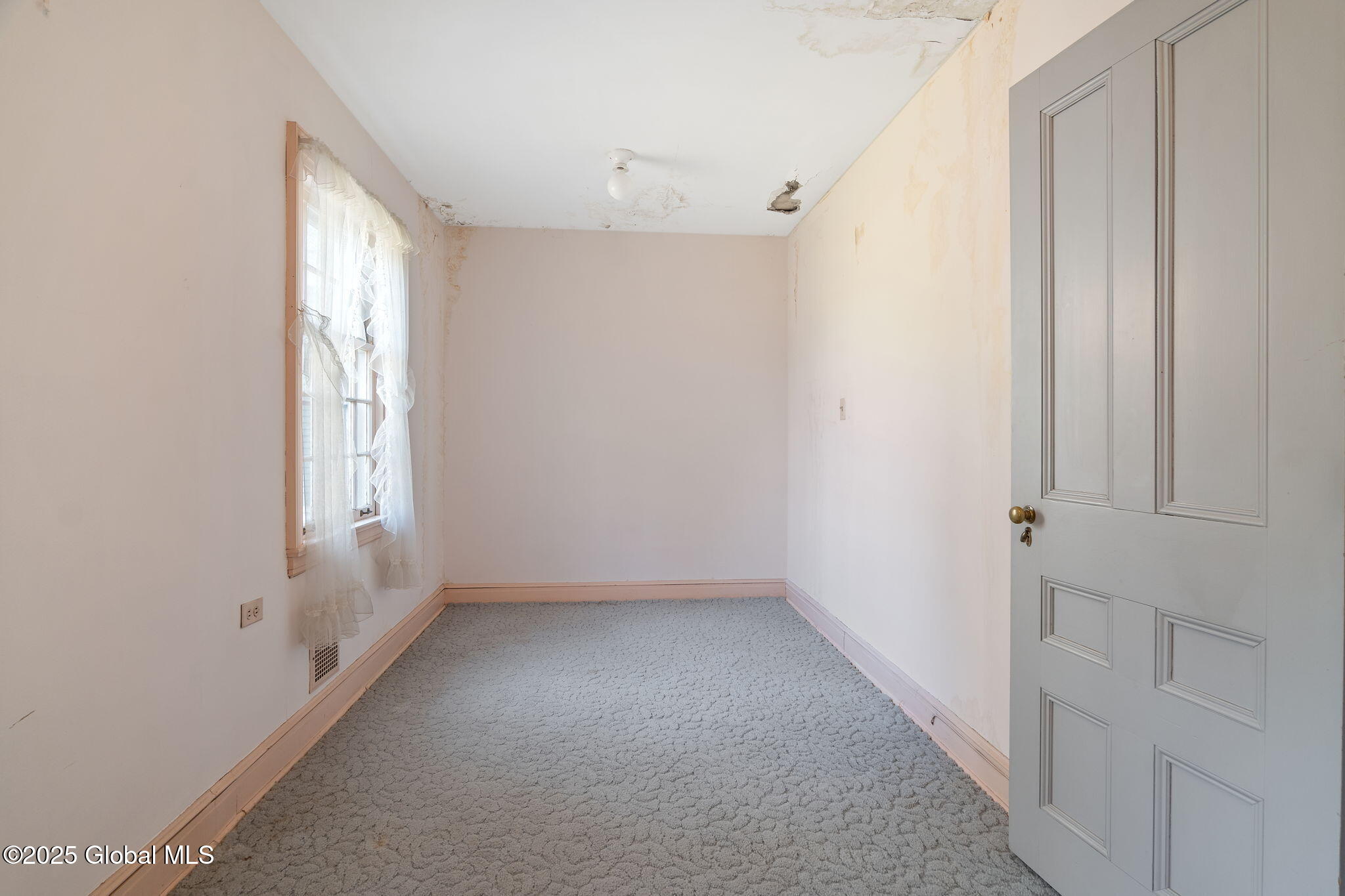 2125 Rosendale Road Niskayuna, NY 12309 - Photo 73 of 97 74-2125RosendaleRd_74