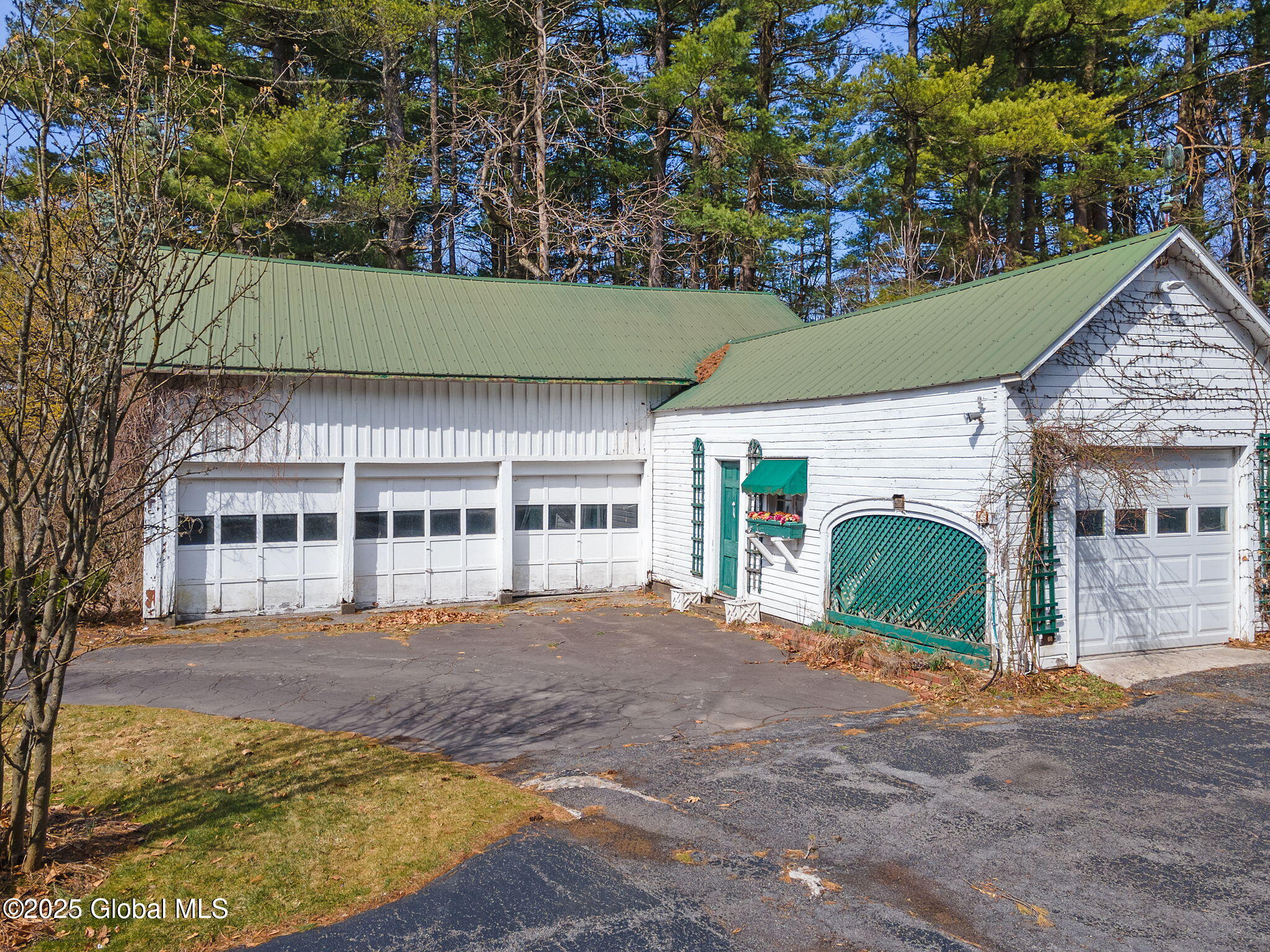 2125 Rosendale Road Niskayuna, NY 12309 - Photo 89 of 97 90-2125RosendaleRd_90