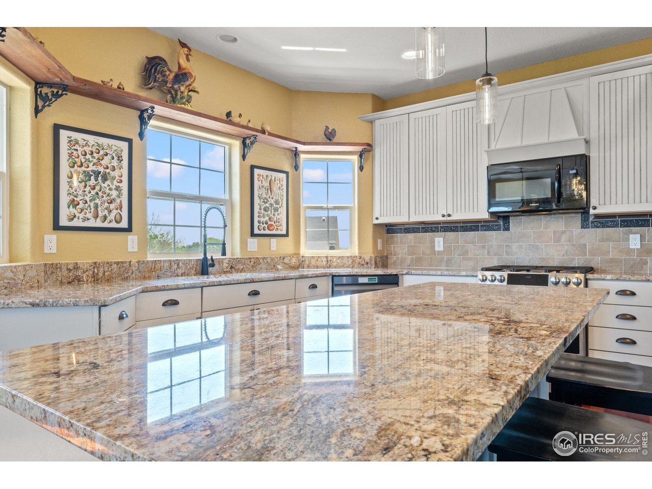 15915 County Road West Weldona, CO 80653 - Photo 16 of 39