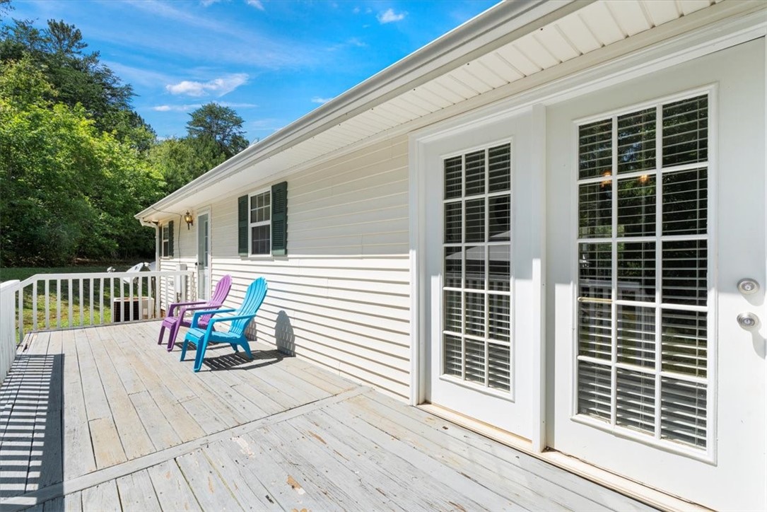 368 White Oak Road Central, SC 29630 - Photo 24 of 29