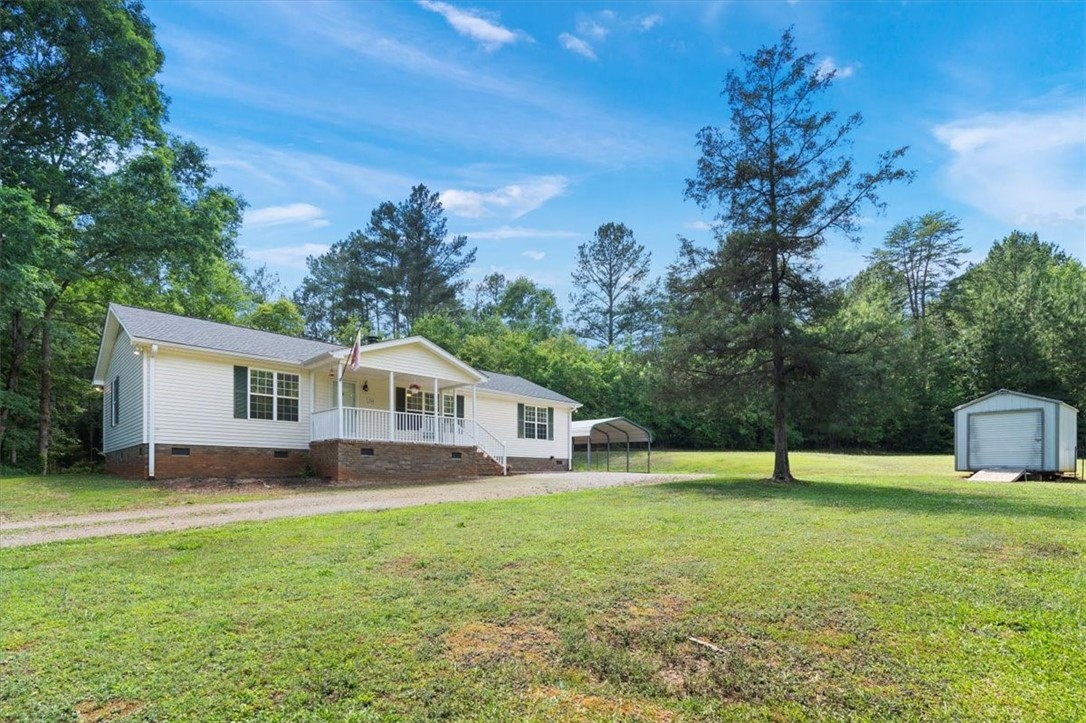 368 White Oak Road Central, SC 29630 - Photo 3 of 29