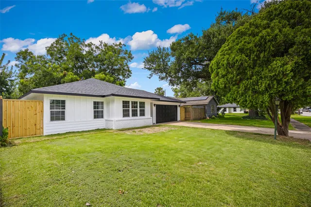 $275,000 | 12406 Palmbeach Street, Houston, TX 77034