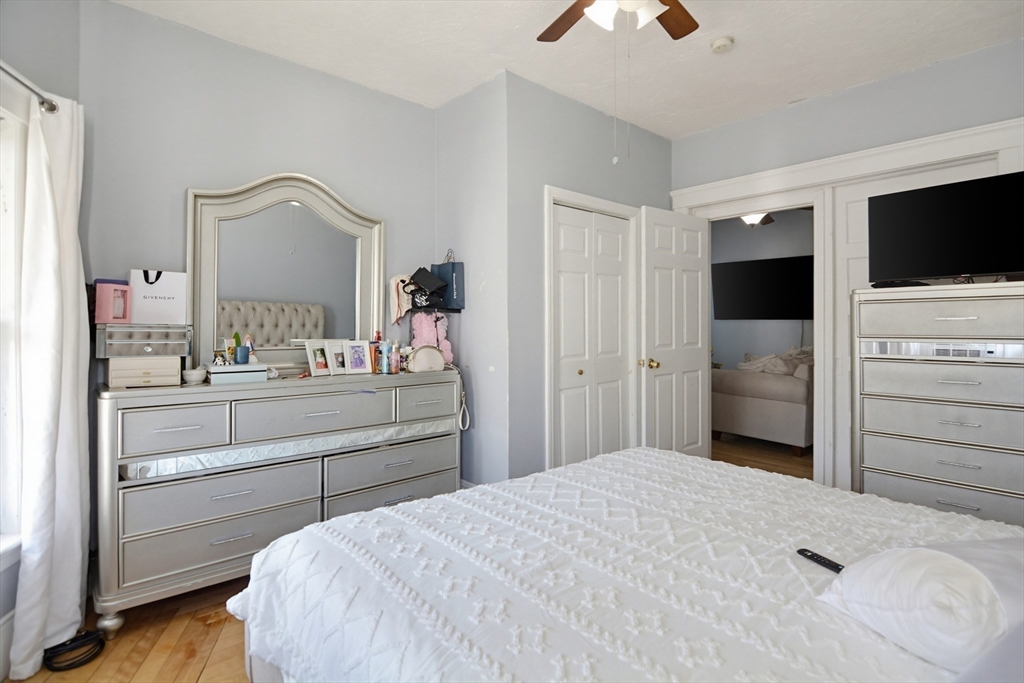 38 Oberlin Street Worcester, MA 01610 - Photo 23 of 34