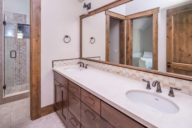 $5,850,000 | 10606 Dutton Court, Truckee, CA 96161