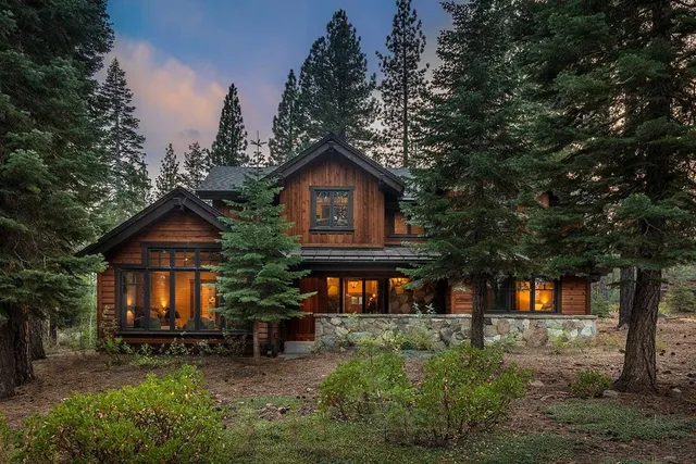 $5,850,000 | 10606 Dutton Court, Truckee, CA 96161