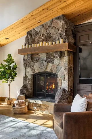 $5,850,000 | 10606 Dutton Court, Truckee, CA 96161