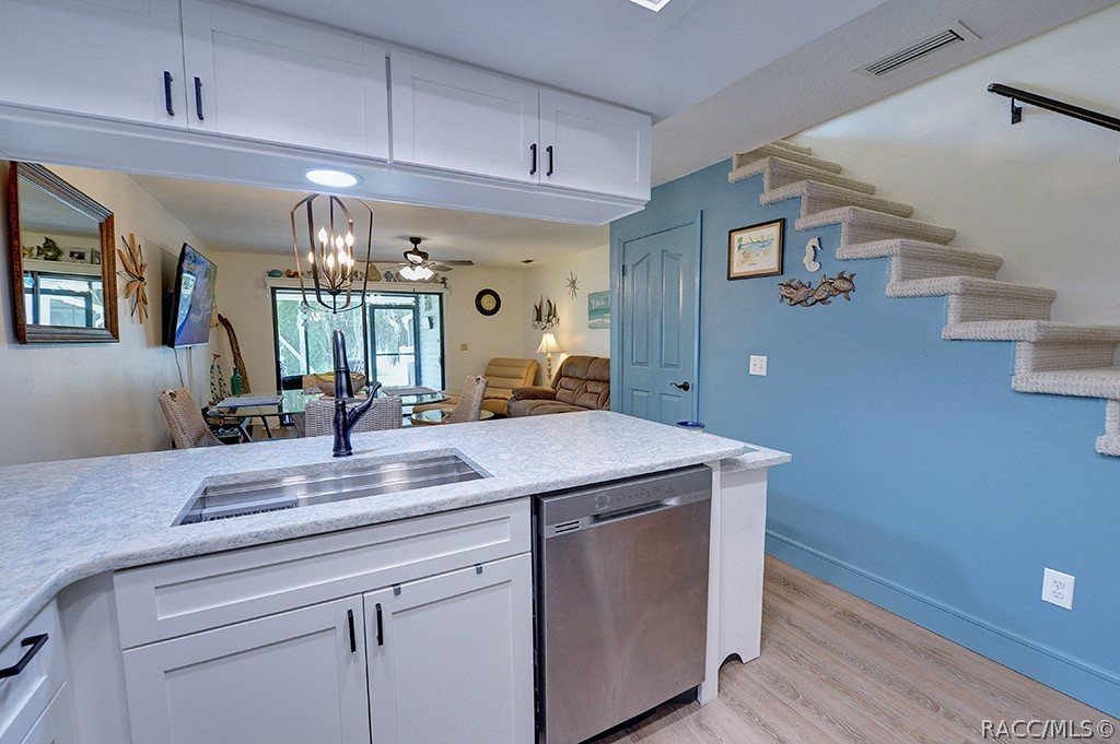 888 Pritchard Island Road Inverness, FL 34450 - Photo 8 of 18