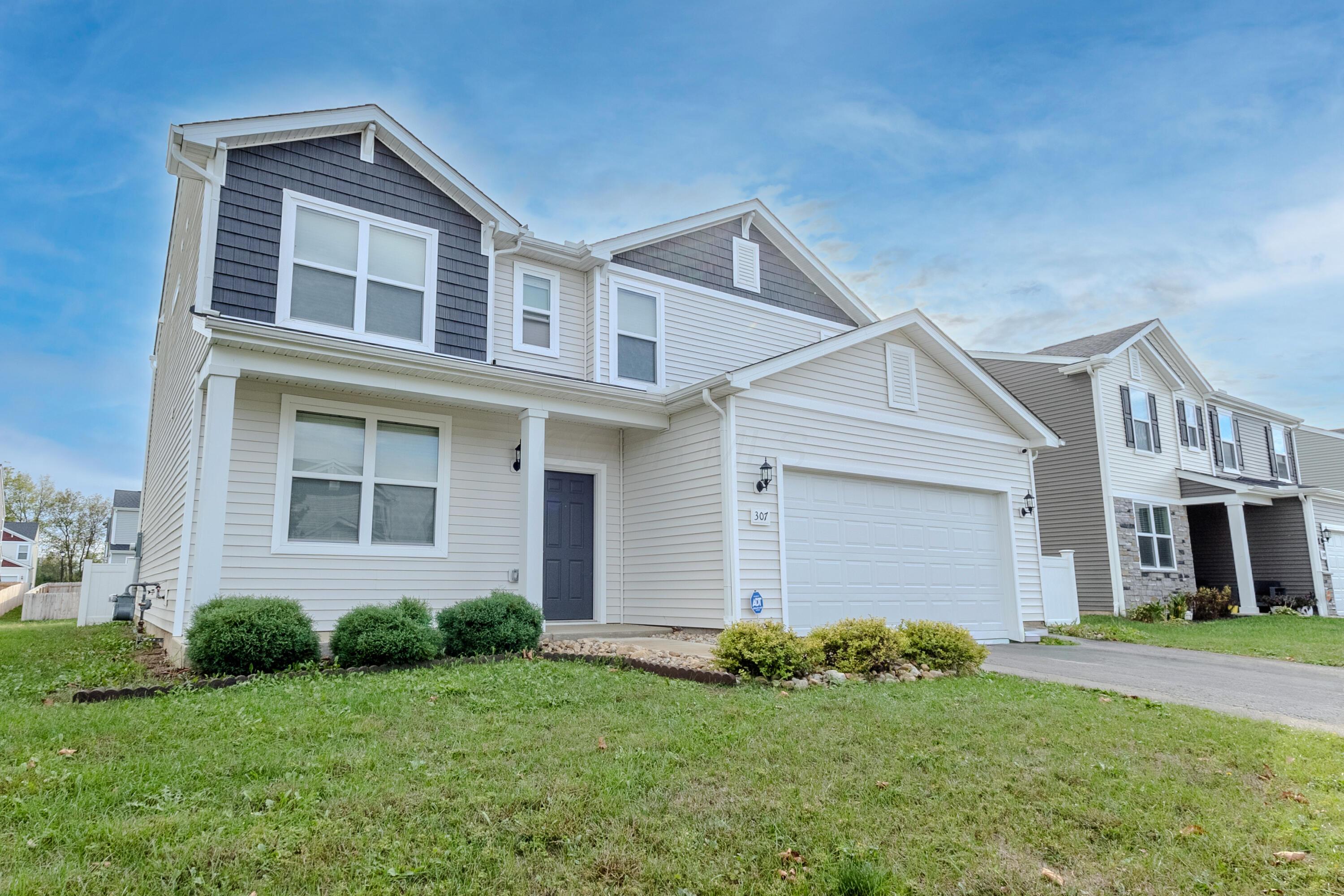 307 Honeysuckle Road Ashville, OH 43103 - Photo 1 of 37 Ext Front