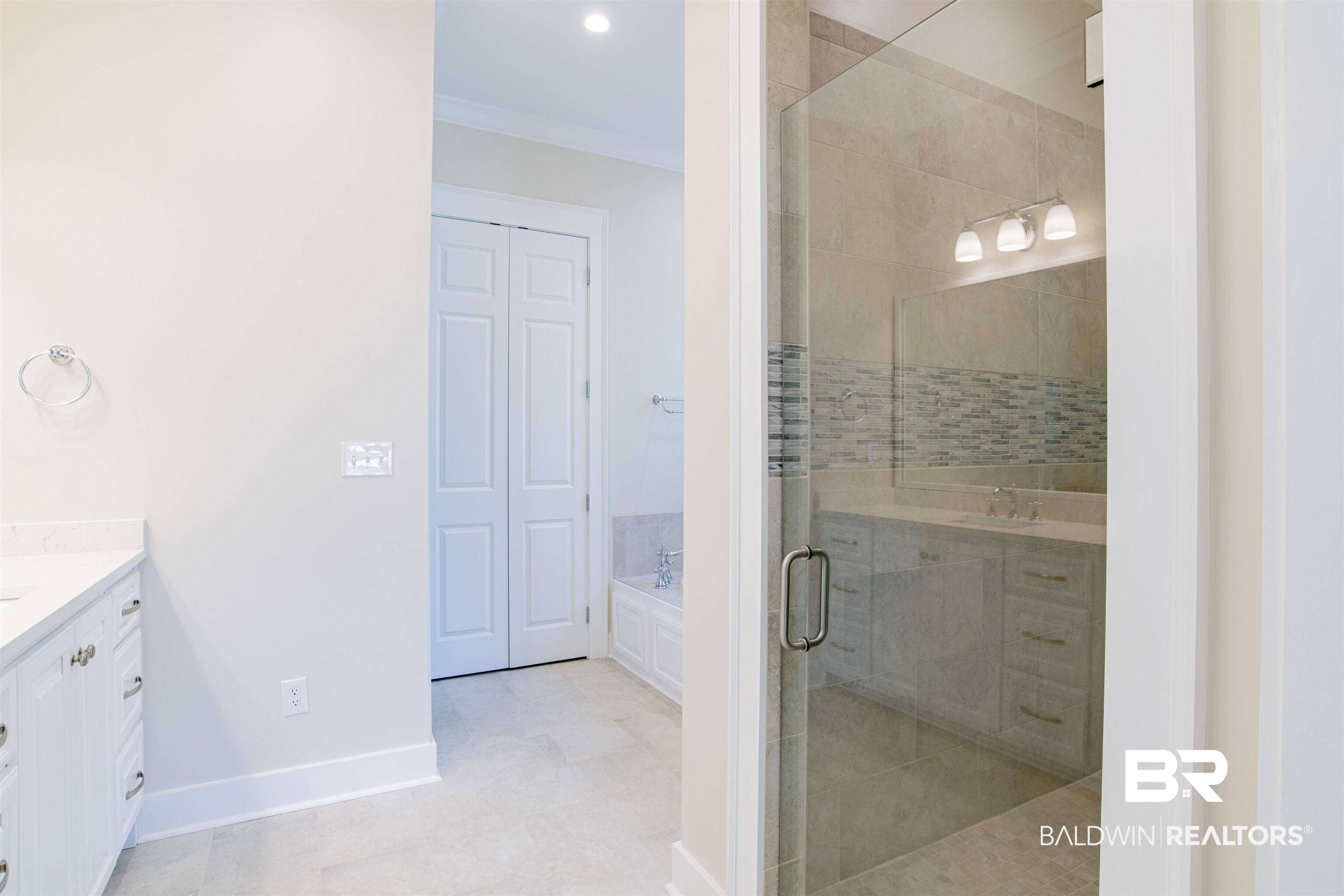 4827 Osprey Drive Orange Beach, AL 36561 - Photo 22 of 32